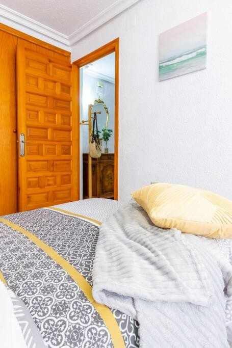 Appartement Atico Pink Seafront à La Mata  Extérieur photo
